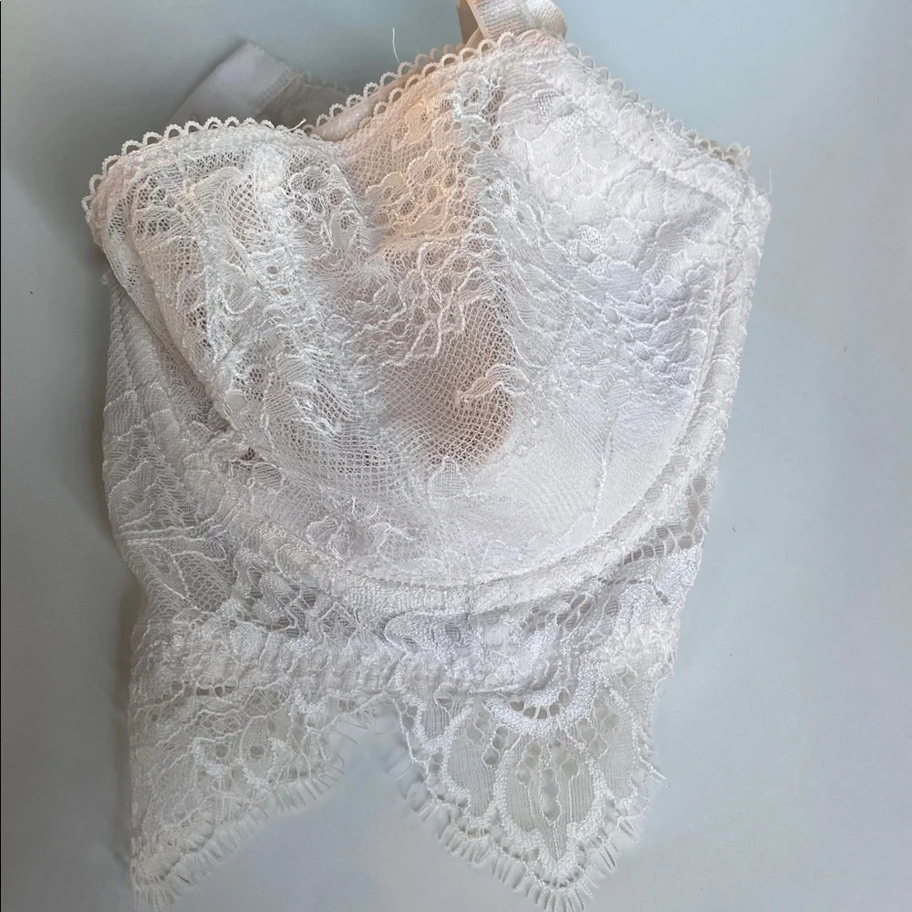 Victoria secret White Dream Angels Lace unlined push up bra 34C - Picture 2 of 5
